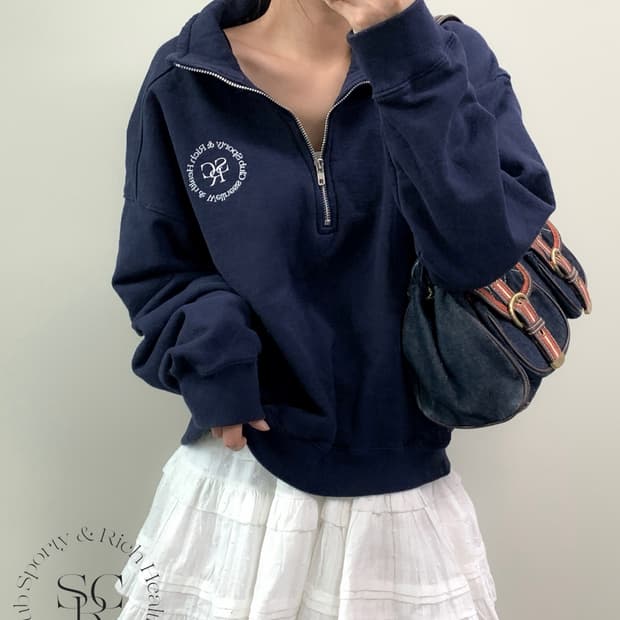 스포티앤리치 반집업 맨투맨