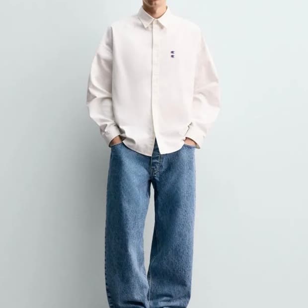 자라 x 챔피온 루즈 테이퍼드핏 데님 청바지 미드블루