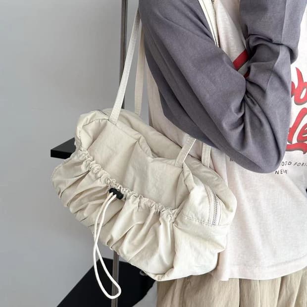 스트링 셔링 나일론 숄더백