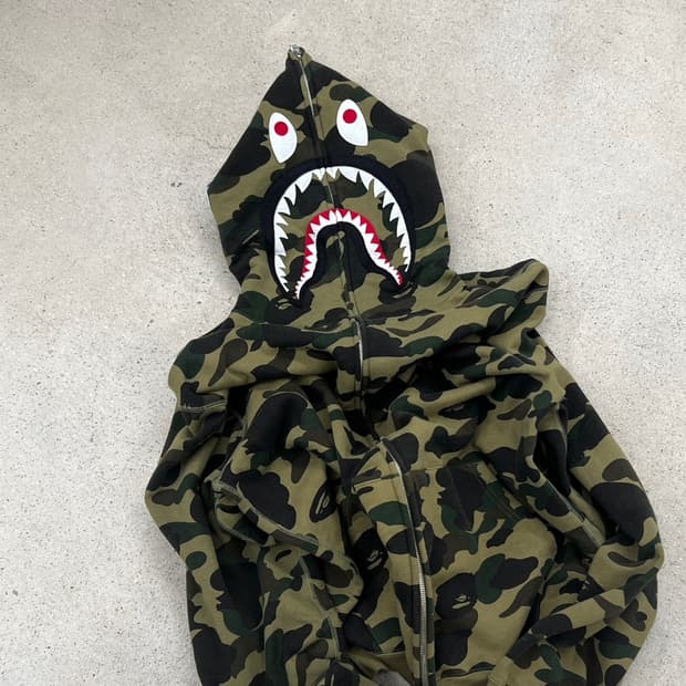 베이프 00s 퍼스트카모 녹계 샤크 후드집업