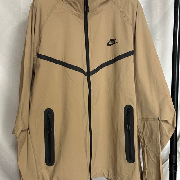 나이키 테크팩 바람이 L