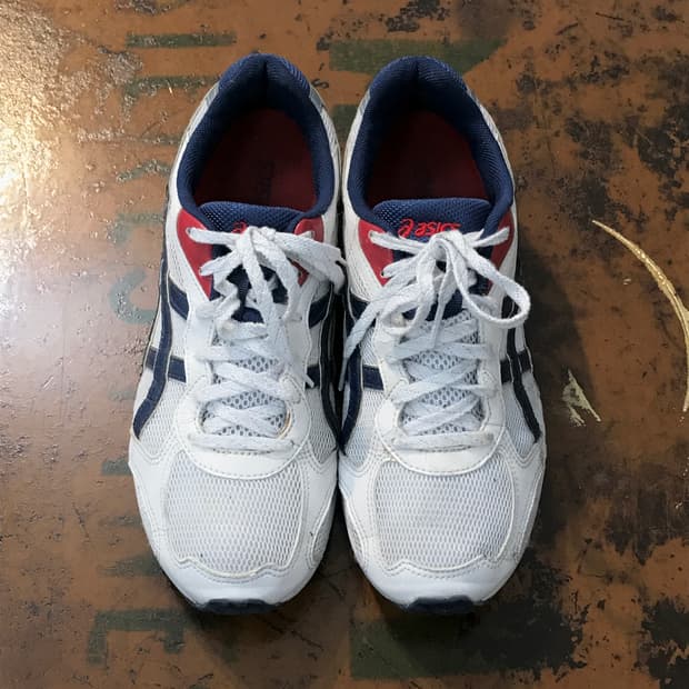 아식스 네오대쉬 화이트 265 사이즈 