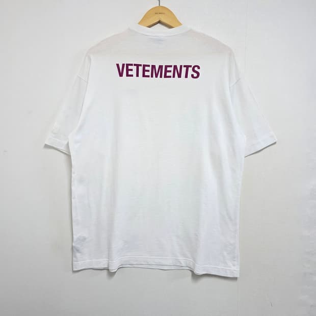 XS) 18ss VETEMENTS 베트멍 STAFF 반팔티셔츠 100