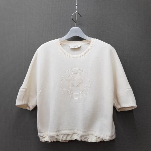 한섬 래트 2022 로고 자수 크롭 반팔 맨투맨 S사이즈