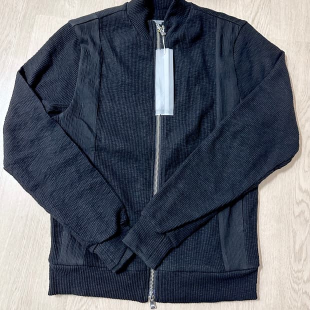 Xlim ep.7 01 jersey