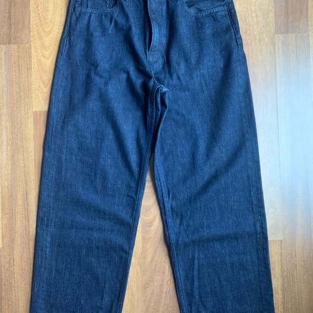 유니클로 와이드 스트레이트진 31 인디고