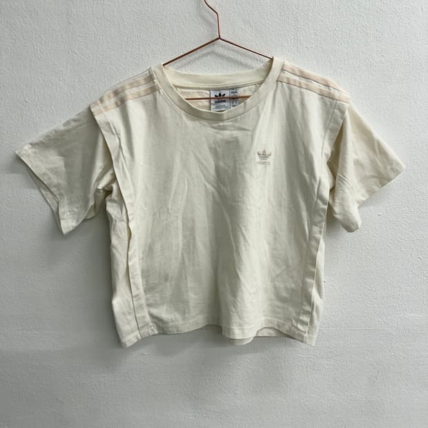아디다스 트레포일 크롭 반팔티 (S)
