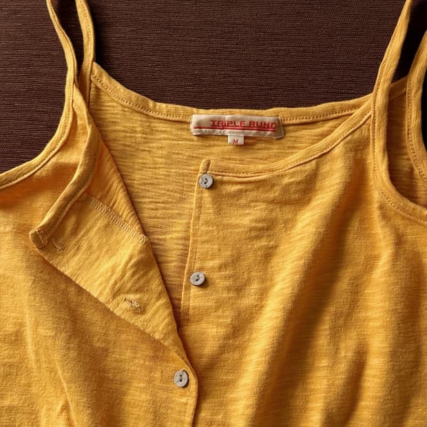 2way design natural cotton sleeveles top