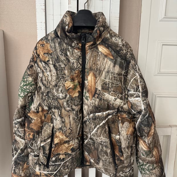 더베리웜 the very warm 리얼트리 콜라보 푸퍼 패딩