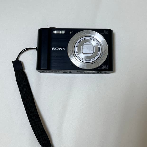 소니 사이버샷 dsc w810 s급 판매합니다(아이브레이디카)