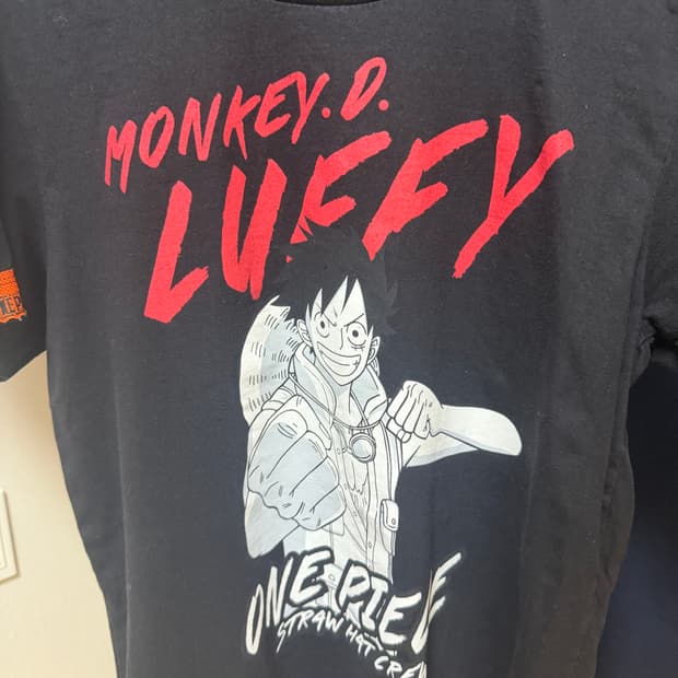 원피스 루피 반팔