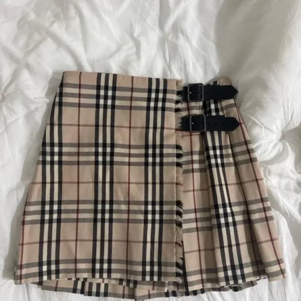 버버리 블루라벨 노바체크 스커트 UK6