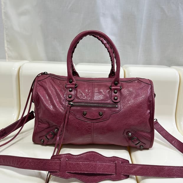 [A 정품] 발렌시아가 시티 모터백 트위기 버건디