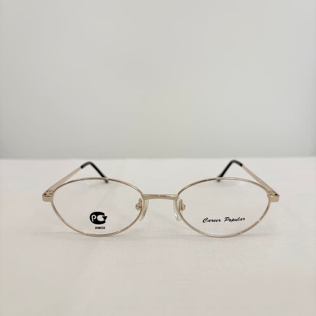 CAREER 골드 오벌 메탈테