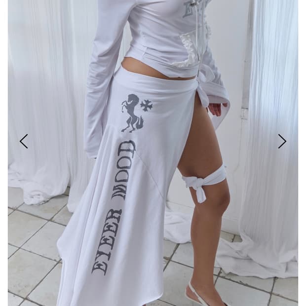 이어 레이어드 랩 스커트 판매합니다 (개이쁨)