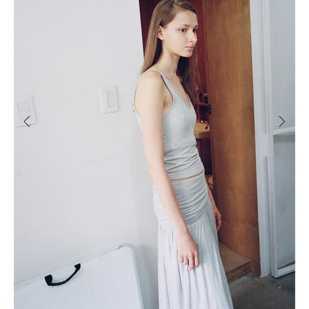 EHRE RELAXED FOLD SKIRT [LIGHT GREY] 새상품
