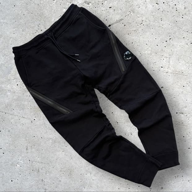 [XS] CP컴퍼니 디아고날 스웻 블랙 트레이닝 바지 팬츠 D144