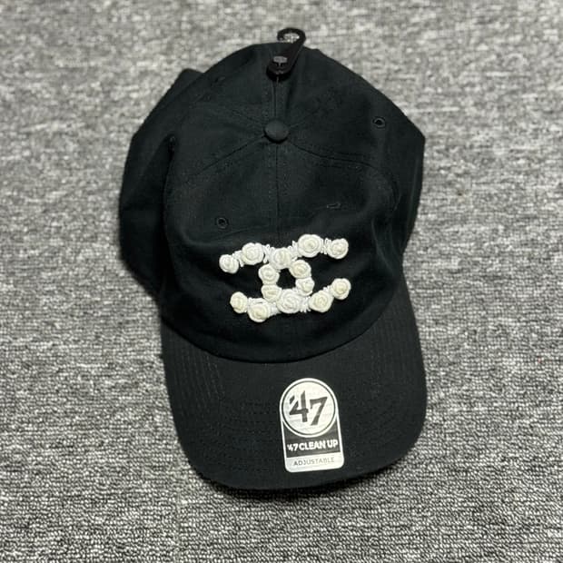 nptsss 샤넬 볼캡 블랙