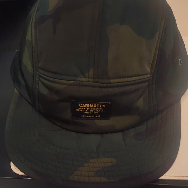 칼하트 WIP 밀리터리 카모 캡