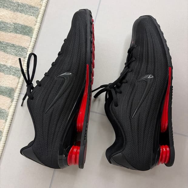 [270] (W) 나이키 샥스 Z 블랙 유니버시티 레드