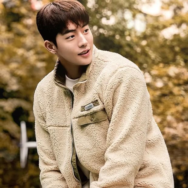 콜롬비아 남주혁 뽀글이 후리스 XL