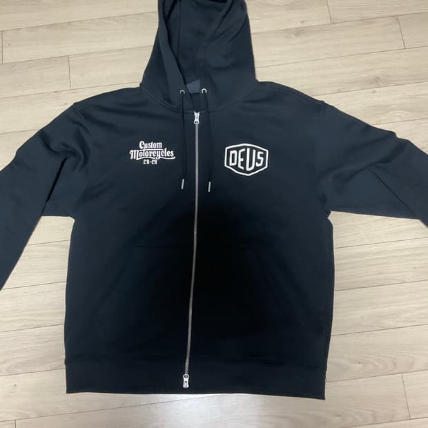 데우스 엑스 마키나 드리프터 후드집업