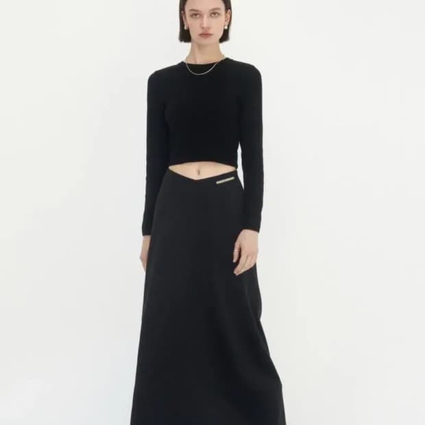 트리밍버드 V Low-Waist Long Skirt 1 [Black]