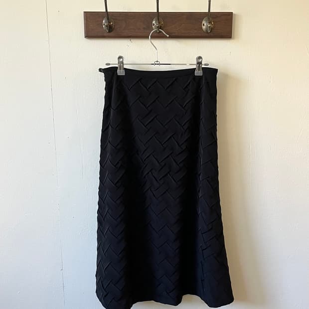 MAGGY 크로스 블랙 스커트