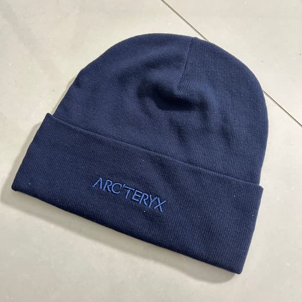 WORD TOQUE BEA 아크테릭스 워드 토크 비니