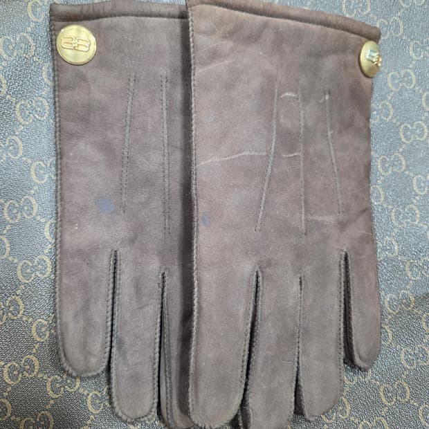 발렌시아가 가죽장갑