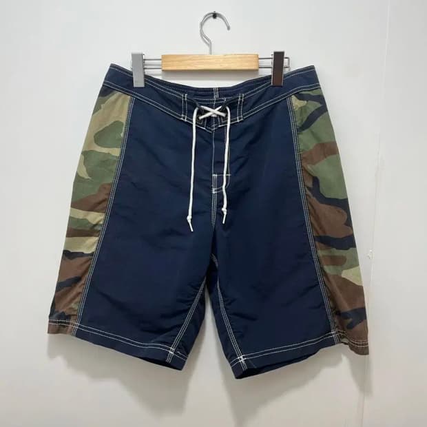 Stussy 스투시 나일론 쇼츠 (MADE IN USA)