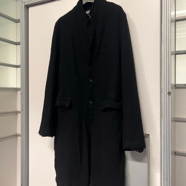 꼼데가르송 셔츠 라인 코트 판매합니다.