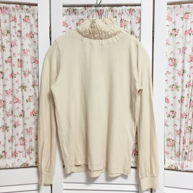 빈티지 아이보리 목폴라 슬리브