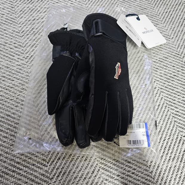 몽클레어 그레노블 장갑 (새상품)