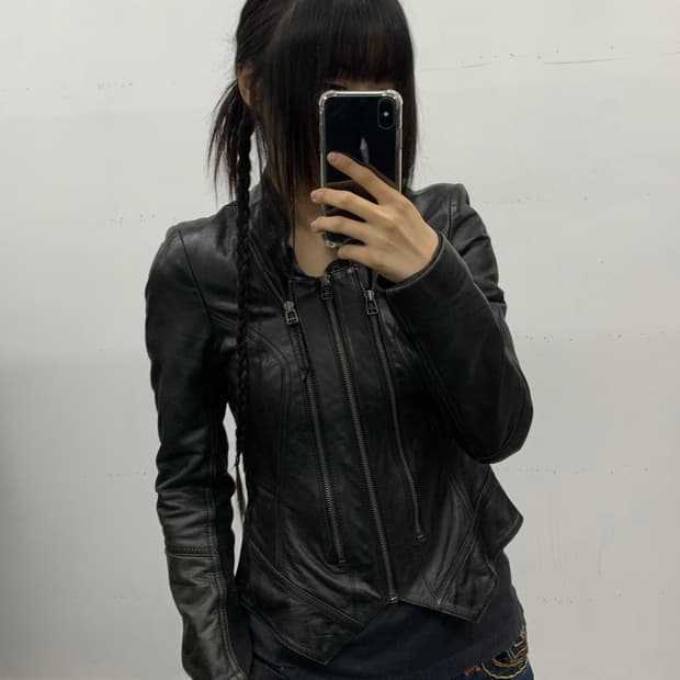 Tankus 램스킨 지퍼 디테일 레더
