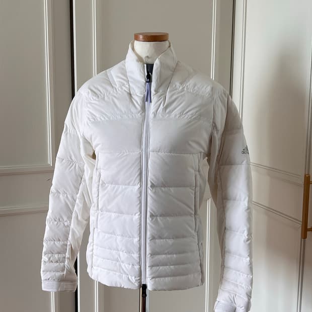 Adidas 경량 패딩 xs