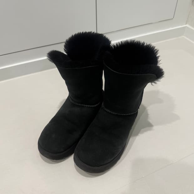 어그 부츠 정품 투웨이 베일리 미니 털부츠 블랙 검정 225 230