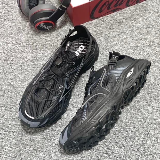 미즈노 운동화 샌들 레이서 트레일 SE 블랙