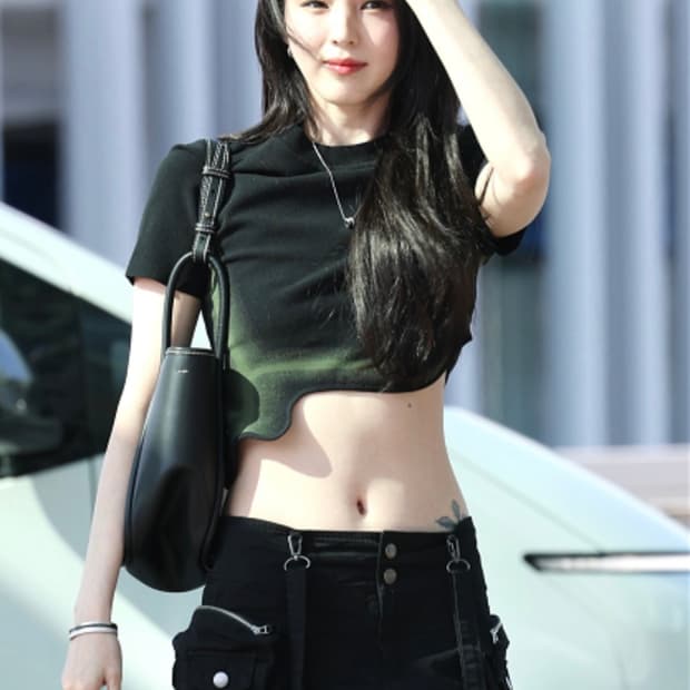 헬레네파리스 스커트 팔아요!