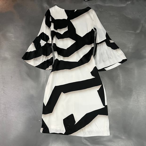  드리스반노튼 스트라이프 롱 원피스 y16230