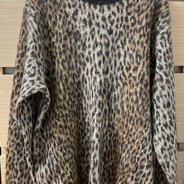 와코마리아 레오파드 모헤어 니트