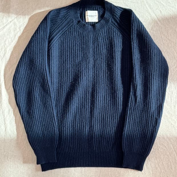 솔로이스트 14aw 캐시미어 네이비 스웨터