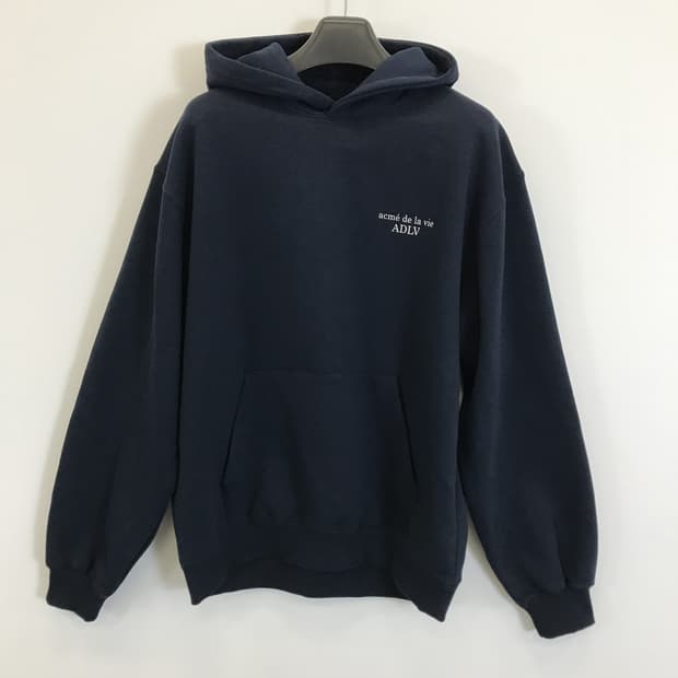 아크메드라비 네이비 후드티셔츠 [1사이즈]