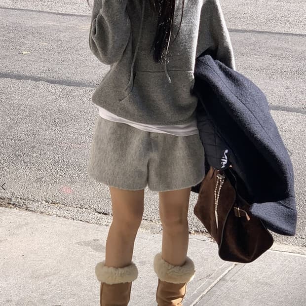 haag 헤이그 울 니트 반바지