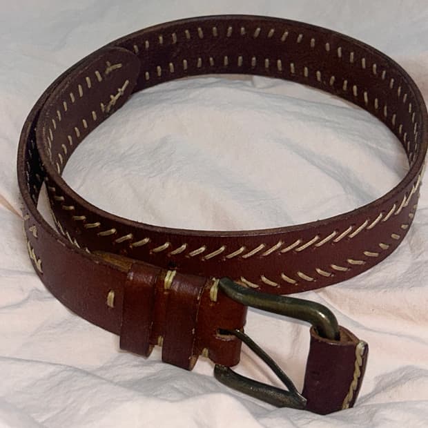 빈티지 레더 스티치 벨트