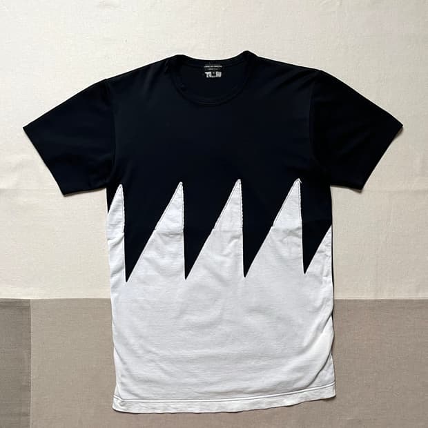 꼼데가르송 옴므플러스 지그재그 패널 티셔츠 homme plus