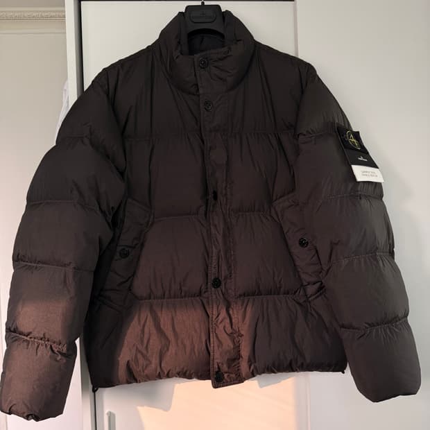 25fw 스톤아일랜드 크링클랩스 패딩 리드 그레이 L