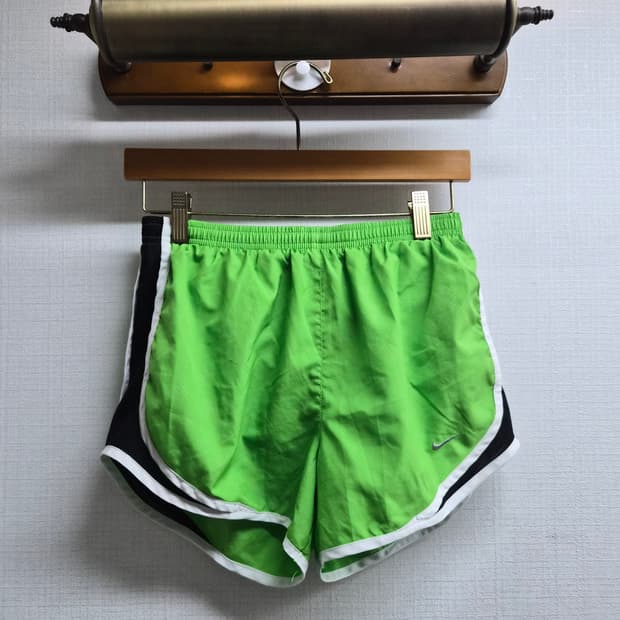 S) 나이키 쇼츠 팝니다