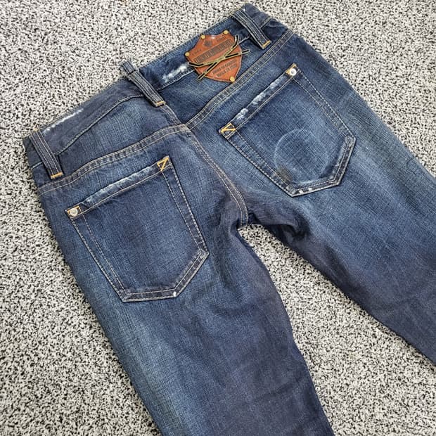 디스퀘어드 투(DSQUARED2) 데님 팬츠
