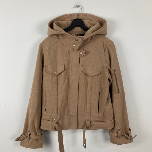 버버리 블루라벨 울 후디드 숏 코트 38